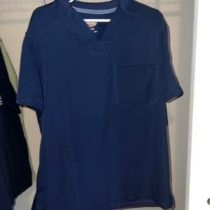 Men’s scrub top